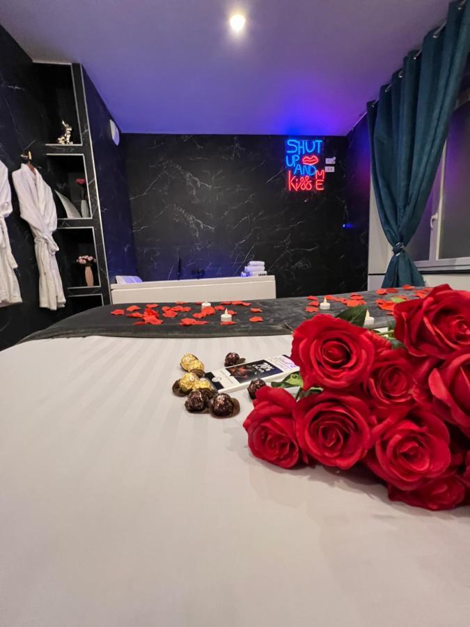 R.suite Saint-Etienne (Loire)
