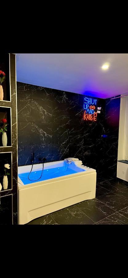 R.suite Apartment Saint-Etienne (Loire)